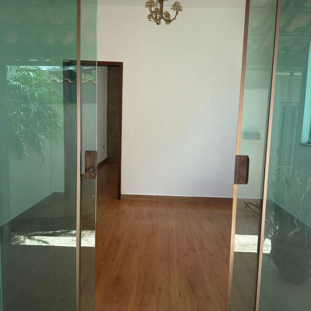 WhatsApp Image 2025-10-09 at 09.28.55 (1)