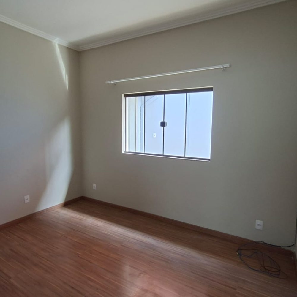 WhatsApp Image 2025-10-30 at 08.30.58