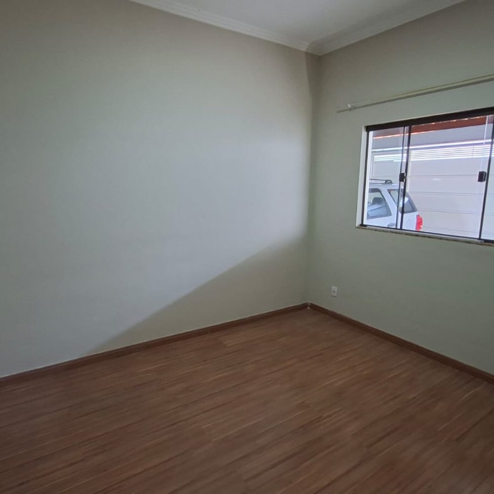 WhatsApp Image 2025-10-30 at 08.31.00