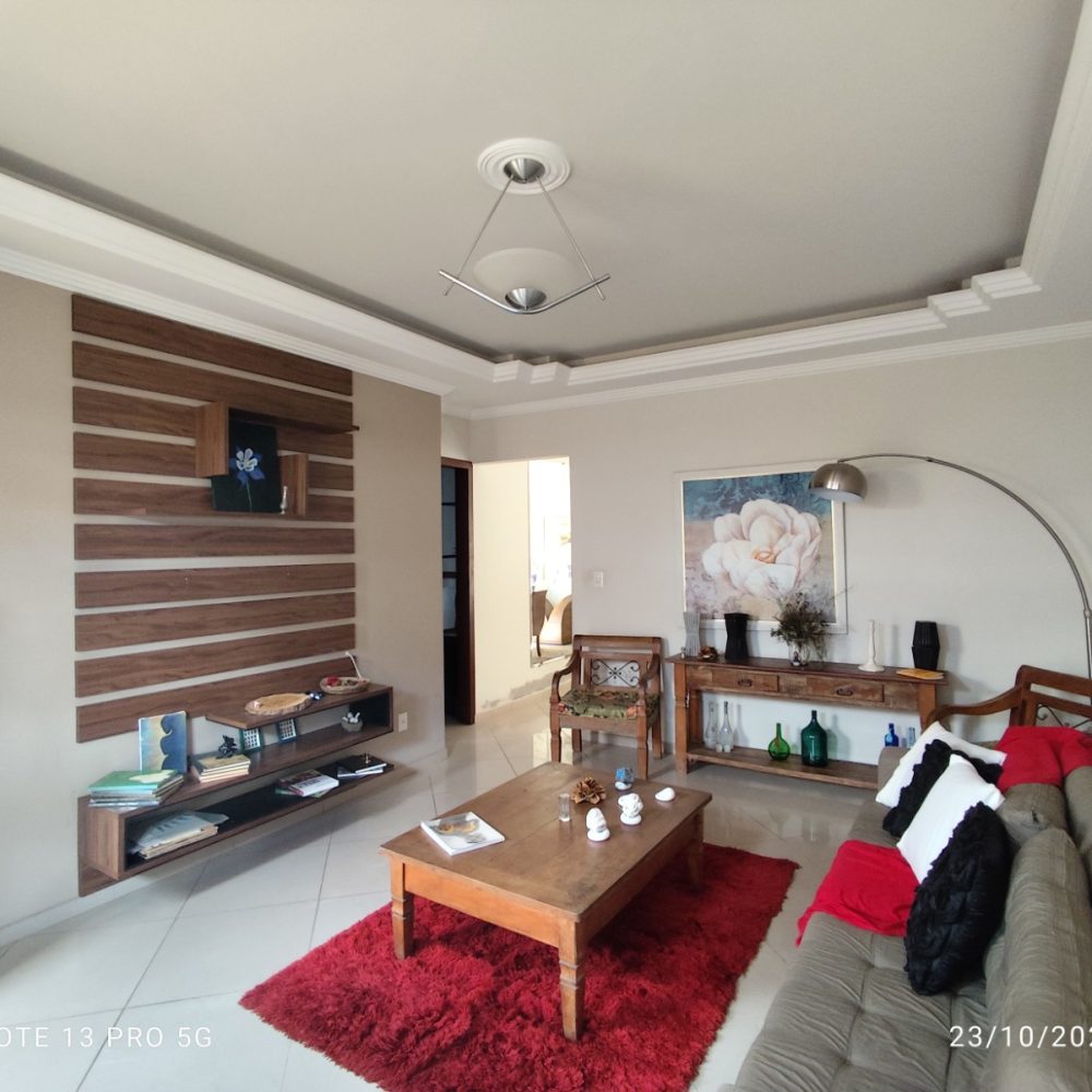 WhatsApp Image 2025-10-31 at 15.21.20 (1)